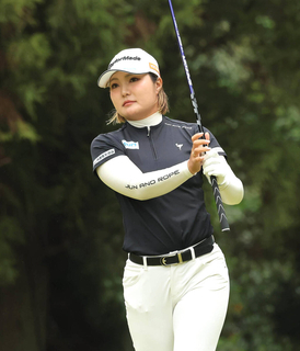 高橋彩華　３戦２勝に王手　「魔球」に負けず首位浮上…勝って試合翌日の全米女子オープン予選回避へ