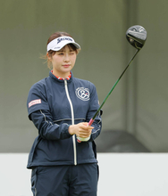 女子ゴルフ競技委員長「予測不能な天気。取り消さなければアンフェア」　降雨で第２Ｒ中止の経緯説明