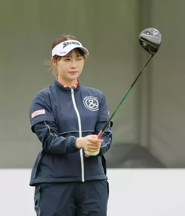 女子ゴルフ競技委員長「予測不能な天気。取り消さなければアンフェア」　降雨で第２Ｒ中止の経緯説明