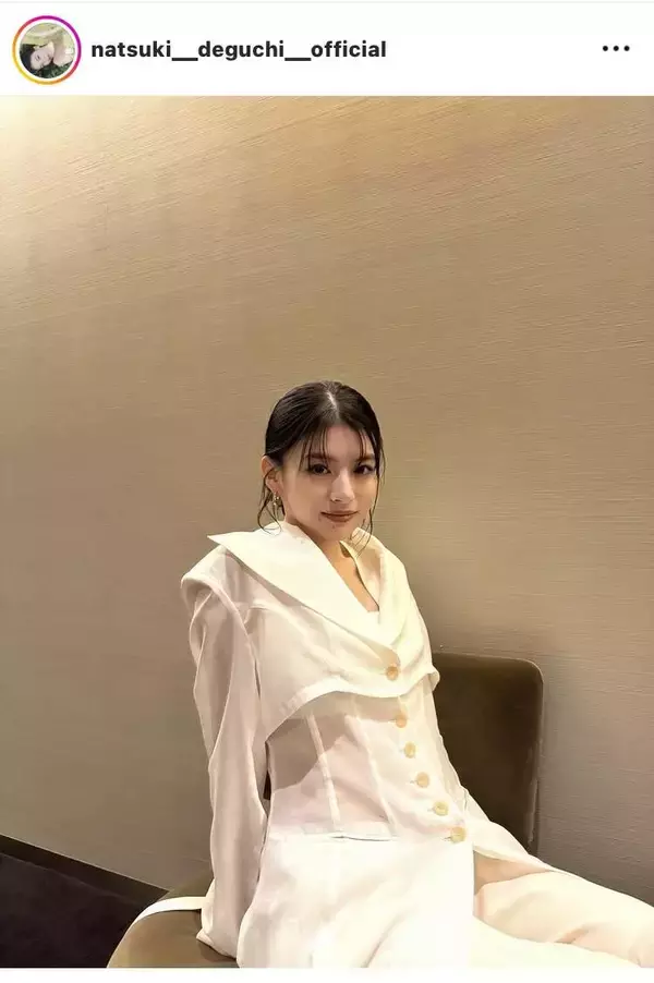 出口夏希、お腹スケスケ真っ白衣装！主演映画の舞台挨拶オフショが「かわいすぎる」「最高」「この美しさはチート」