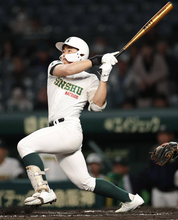 【センバツ】甲子園ＤＨ１号は背番号２０の９番打者　公式戦初出場で高校通算１号　専大松戸８強　いざ山梨学院とリベンジ戦