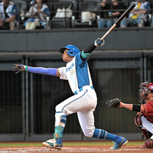 【日本ハム】横浜高ＯＢ・万波中正「めでたい」母校の優勝に花を添える一発「織田くんがすごいすごいとは聞くんですけど…」