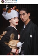 電撃結婚から１年…人気モデル＆バンドボーカルが神社挙式「美しい」「素敵すぎてため息」藤井夏恋が報告