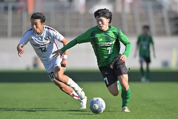 【高校サッカー】昌平Ｊ内定コンビ弾含む４発快勝で３回戦へ　長が２ゴール「山口と引っ張っていきたい」