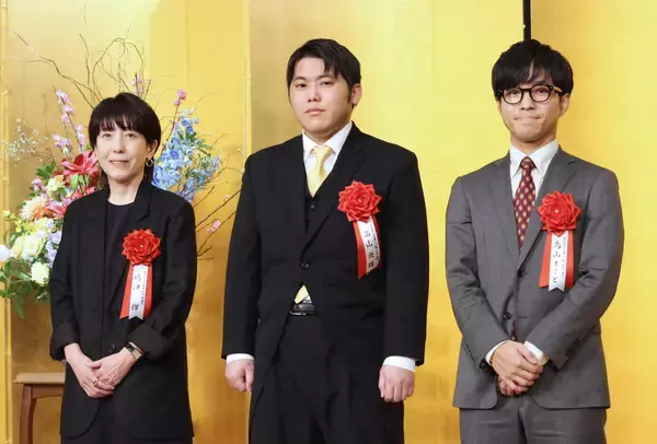 直木賞受賞・島津輝さん、五輪選手が言う周囲に感謝の言葉を「いまは実感できる」芥川賞・直木賞贈呈式