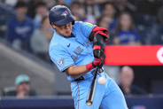 ブルージェイズ岡本和真、６月初戦で幸先良し３試合ぶり１３号…２回同点２ラン！４月２４日以来「７番」で快音