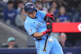ブルージェイズ岡本和真、６月初戦で幸先良し３試合ぶり１３号…２回同点２ラン！４月２４日以来「７番」で快音