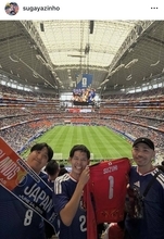 Ｗ杯４大会連続観戦の“神ヘディング”芸人　競技場清掃を冷笑する一部の声に現地から思い…「ゴゴスマ」で