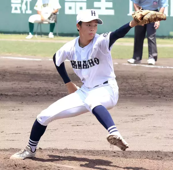 【高校野球】浜松商が１６強　背番号１０原煌雅が１点リードの６回から登板し４回無失点「粘りのピッチングを」次は常葉大菊川と対戦…静岡大会