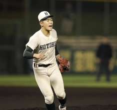 【高校野球】逆転の報徳学園がサヨナラ勝ちで３年ぶりのセンバツ出場当確！エース・谷口哲聖が終盤５失点も…延長１０回にスクイズで決着