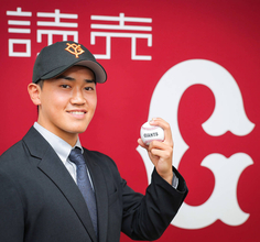 【巨人】「レベルの高い選手と戦ってみたい」育成ドラ１・冨重英二郎が阪神・近本斬り目標に掲げる