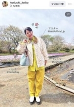 堀内敬子、黄色セットアップ×花柄アウターで春コーデ！「ＮＥＷ堀内さん」「惚れてまう」「似合います」