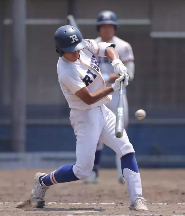 【高校野球】履正社、大苦戦も延長１０回タイブレークの末サヨナラ勝ち　多田晃監督「苦しい試合だった」…大阪大会