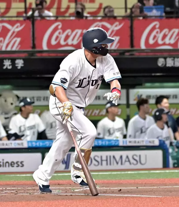 【西武】引退試合の栗山巧は第１、第２打席ともに左飛　盟友の岸孝之との対戦に大歓声