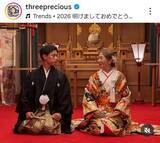 「４１歳の新婚ゴルファー　年下の夫と見つめ合う「美男美女ですね」和装ショットが素敵！佐伯三貴が公開」の画像1