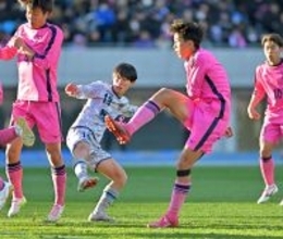 【高校サッカー】日大藤沢、１１大会ぶりの８強　次戦は夏の総体王者・神村学園