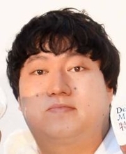 ロコディ・兎、喉に大きい血豆！原因はまさかのサラダに入った…「やれやれだぜ」　ファン驚き「実は喉を狙うスナイパー」