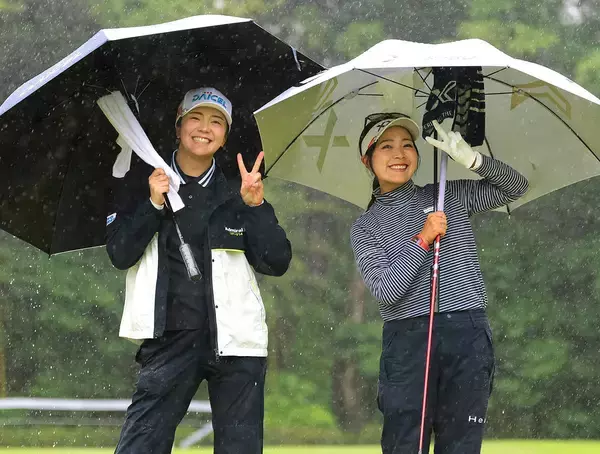 女子ゴルフ、激しい降雨の影響で第２Ｒが中断　ブリヂストンレディス