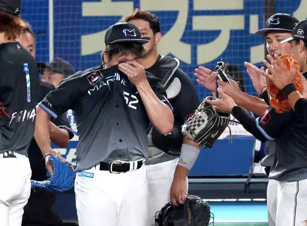 【西武】悔し敗戦も…同郷の西口監督が通算２５０セーブの益田を祝福「彼の努力のたまもの」元同僚・平沢も「おめでとうございます」