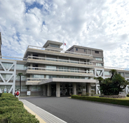ゾンビたばこ“売人”…元広島カープ・羽月氏に３～４回譲渡　その他の譲渡は否定「ございません」広島地裁で初公判　起訴内容は認める「羽月さんや球団、ファンの方々に申し訳ないことを」拘禁刑２年、執行猶予４年の有罪判決