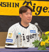 【阪神】嶌村聡球団本部長「阪神タイガースを選んでくれてありがとう」「よく頑張ってくれた」現役引退の西勇輝に感謝　引退試合は１０・７の広島戦