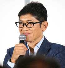 薬丸裕英、還暦迎えても若い秘訣は「身体や脳が覚えていることだけやる」水３Ｌ、複数回サウナなど１日の細かいルーチン紹介