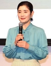 石田ひかり　小中学生時代は水泳選手「根がスポ根なので、難しければ難しいほど燃える」美しく生きるには「心と体を動かす」