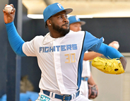 【日本ハム】新助っ人右腕衝撃初ブルペン　母国でライブＢＰ「もう準備はできている」