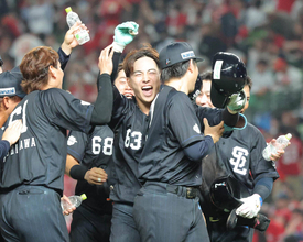 【西武】長谷川信哉がサヨナラ打で３連勝「最高です！」岩城颯空が９回三者凡退に抑えてプロ初勝利「いつもと違う景色が見られて新鮮」