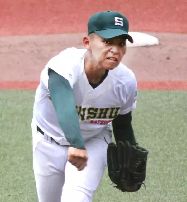 【高校野球】センバツ４強が全滅　“最後の生き残り”専大松戸、９回まさか逆転３ラン被弾　春夏連続出場ならずナイン号泣…決勝で拓大紅陵に敗れる　千葉大会