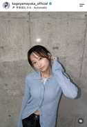 影山優佳「だんだんおふざけ」へそチラ＆おちゃめショットが「スタイル良すぎて涙」「超可愛い」と話題