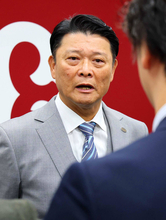 巨人・橋上監督代行　来季からＤＨ制で現有戦力の底上げが最重要…山口オーナーと一致「ホームラン課題」