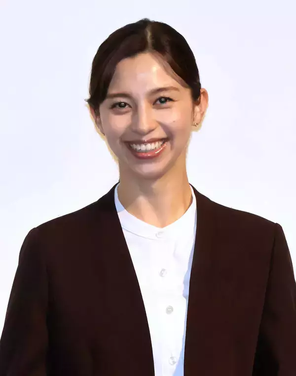 岡田将生＆染谷将太、中条あやみから私語注意される「私語を慎んでもらって…」他の登壇者からも「２人でしゃべるのやめて」