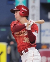 【楽天】佐藤直樹が初回先頭打者アーチ　ハマのエース左腕から打者１０人４得点の先制パンチ