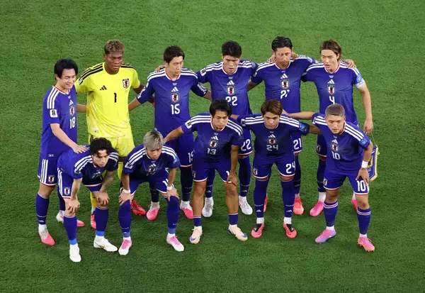 【Ｗ杯】日本史上最速！前半４分に鎌田大地が２戦連発で日本先制　絶妙左足ヒール…電光石火のチュニジア戦　鬼門の２戦目突破なるか