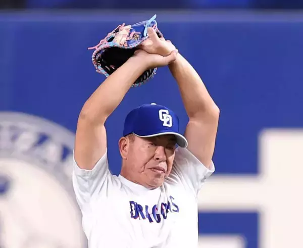 【中日】今季限りで退任する井上一樹監督、報道陣に「しんみりするなよ」吹っ切れた笑顔…「残り２試合、勝って終わりたい」最終タクトはエース高橋宏斗が先発