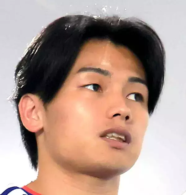 上田綺世、イクメンぶりは日本代表クラス！モデル妻が証言「すごく器用なので、もく浴とか１回見せたら完璧にできちゃう」…「夫が寝たあとに」