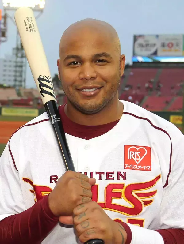 【楽天】「ＡＪ　おめでとう！」ジョーンズ氏の殿堂入りを“盟友”２人が祝福