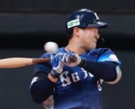 【西武】５回に右手親指に死球を受けた渡部聖弥について　西口監督「（明日は）様子を見て」