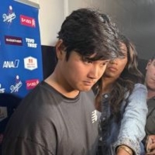 大谷翔平、メジャートップ１４本塁打の村上宗隆に言及「打ってるのは聞いてるんですけど…」「ドジャースと当たる時以外は頑張ってほしい」