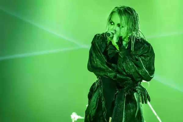 Ｌ’Ａｒｃ―ｅｎ―Ｃｉｅｌ　全国ツアーが開幕　ｈｙｄｅ「（ラルクを）やってなかったら普通のおっさん」