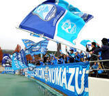 「ＪＦＬ降格が決まったＪ３沼津　高島社長が来季の監督人事を検討　自身は続投の意思示す」の画像1