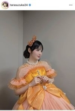 「ＦＲＵＩＴＳ　ＺＩＰＰＥＲ」鎮西寿々歌、新年最初のおみくじは「大大吉」！黒の帽子ショットに「ぐはっかわいい」「幸せ！！」