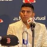 「レッドソックスと５年契約を結んだ左腕スアレスが入団会見　ベネズエラ代表でＷＢＣ出場に意欲」の画像1