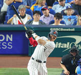 「侍・阪神勢が爆発　新２番・佐藤輝明が同点二塁打→誠也代役３番森下翔太が勝ち越し３ラン」の画像1