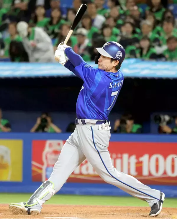 【ＤｅＮＡ】佐野恵太が先制の適時二塁打「裕太郎が必死に塁に出てくれたので、何とかかえすことができて良かったです！」