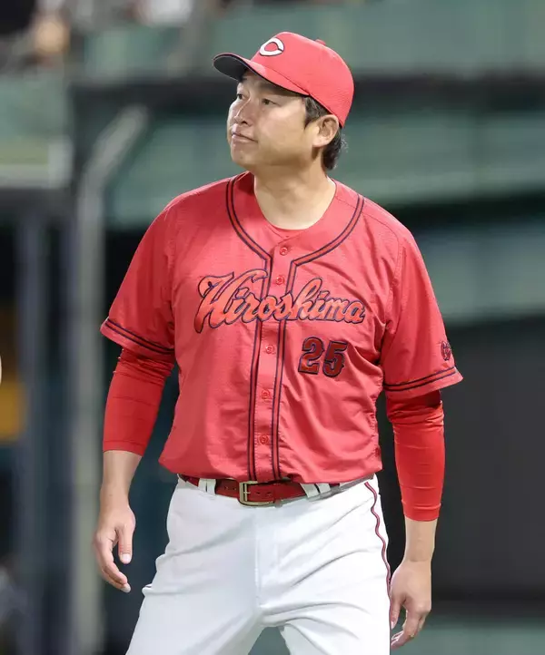 【広島】今季２度目のサヨナラ負けで借金ワーストタイ８　同点の９回に守護神・中崎翔太が佐々木にサヨナラ２ラン被弾　２度追いつかれて逆転負け