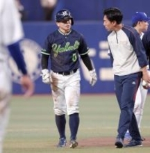 【ヤクルト】並木秀尊がまさか…６回に負傷交代　右前打を放つも走塁中に故障発生か