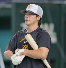 【巨人】野手３２人目の１軍出場　今季初昇格の湯浅大に訪れたチャンス　二遊間に故障続出で貴重な存在「全員戦力」総力戦で逆転Ｖへ