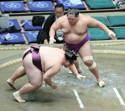 おたふくかぜから復帰の十両・生田目が３勝目　前日休養で「体調戻った」　